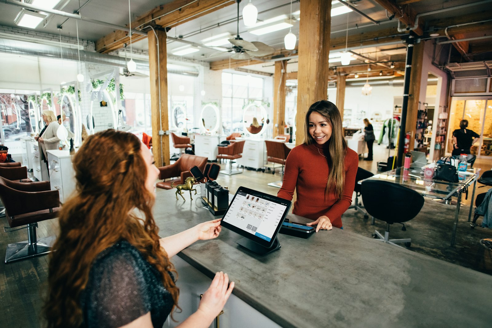 E-Commerce Platform Localization